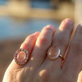 Statementring med Beige Rutilkvarts och Vintagedekor