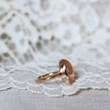 Statementring med Beige Rutilkvarts och Vintagedekor