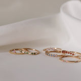Sanning & Spiritualitet - Astrid Vintage Diamond Band med lavendelsafirer och ljusblå safirer