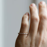 Amelia's Minimalistiska Baguetteband med Briljanter