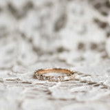 Amelia's Minimalistiska Baguetteband med Briljanter