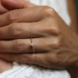Not At All Tiny Sparkle Ring Med Sparkle Av Chokladdiamanter