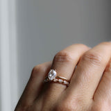 Oval Petite Diamond Band (1.0 CT) (Ny!)