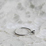 Start Bidding: Pre-Loved Not At All Tiny Diamond Ring i Vitguld